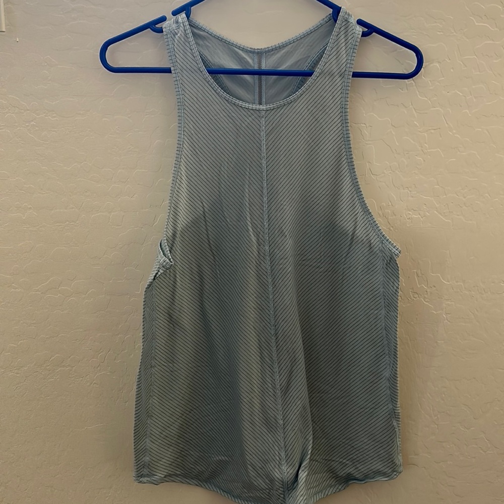 EUC Lululemon top in light blue size 10